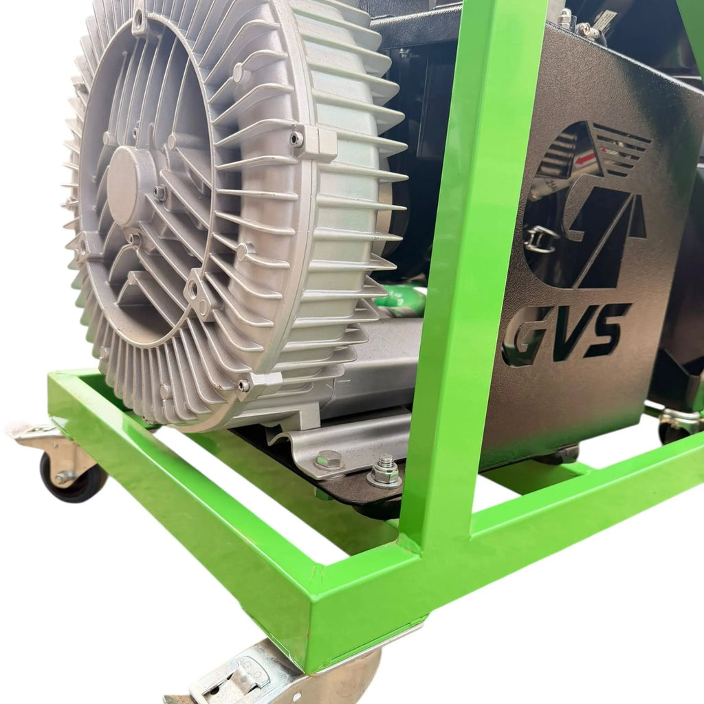 The Destroyer Gutter Vacuum has a protective steel frame.