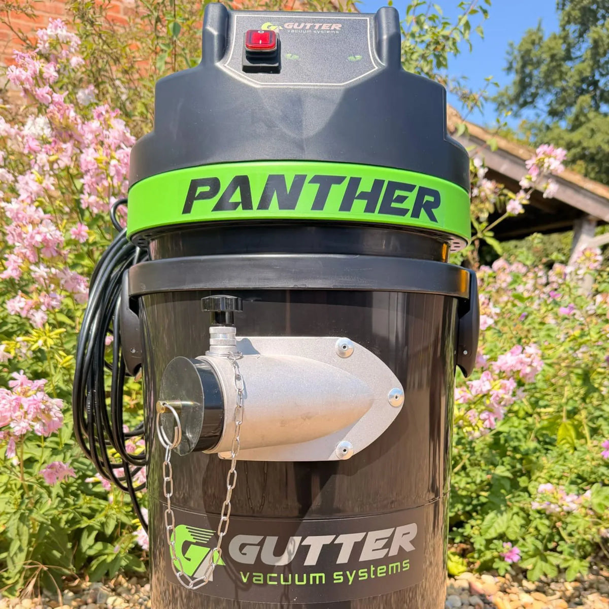 Panther with heavy duty inlet plug and chain