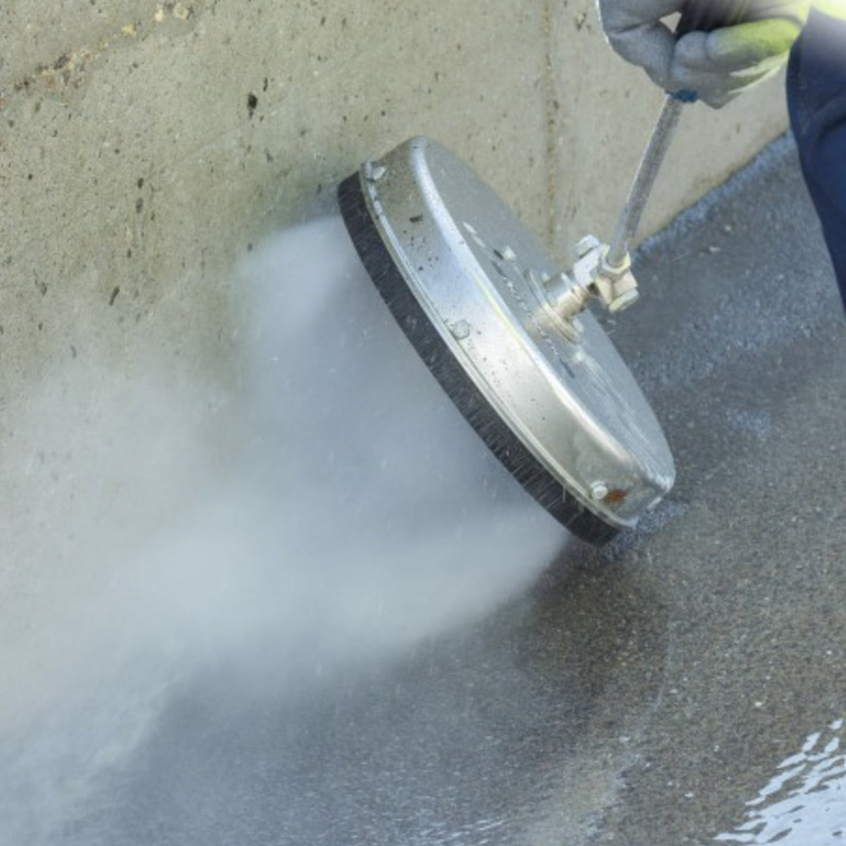 Mosmatic 12" Stainless-steel surface cleaner can be used for pressure washing dirt and grime from walls, roofs and patios and other hard surfaces.